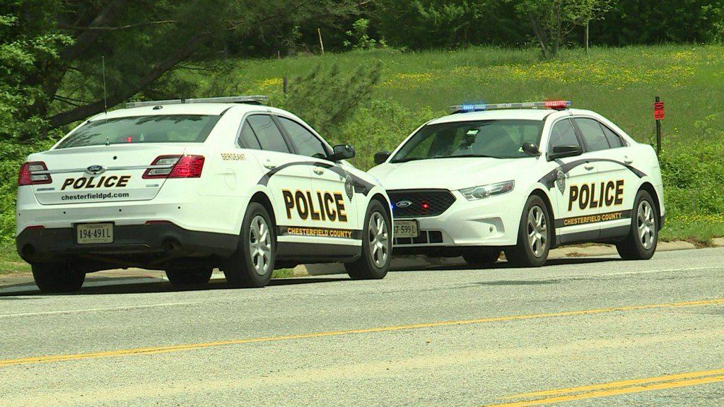 Chesterfield gunman enters home, runs into the woods    
