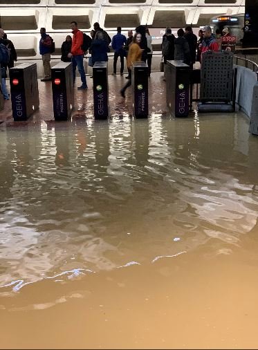 Blue/Yellow Line trains are temporarily bypassing Pentagon due to flooding. Bus service requested