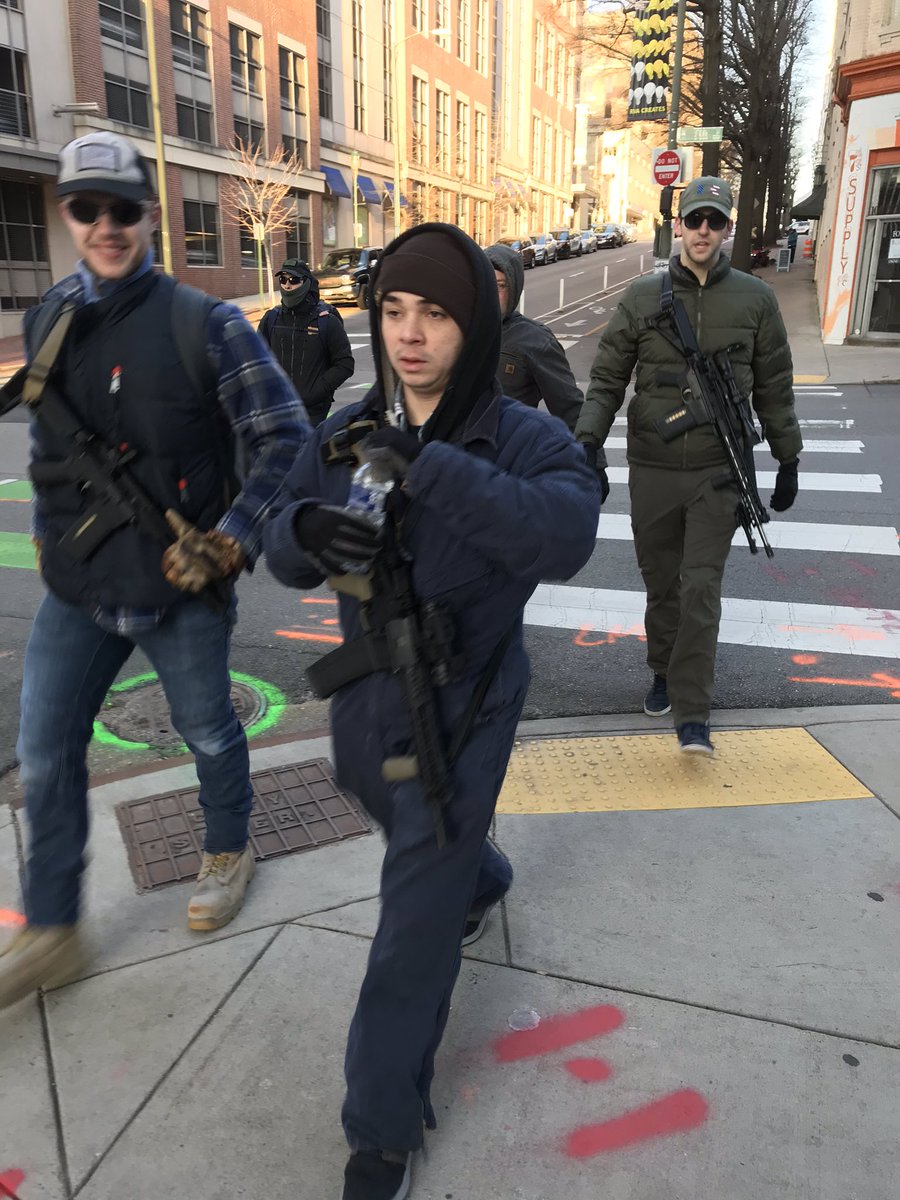 Plenty of heavily armed folks plan to stay outside the perimeter of the #Richmond2ARally @wusa9