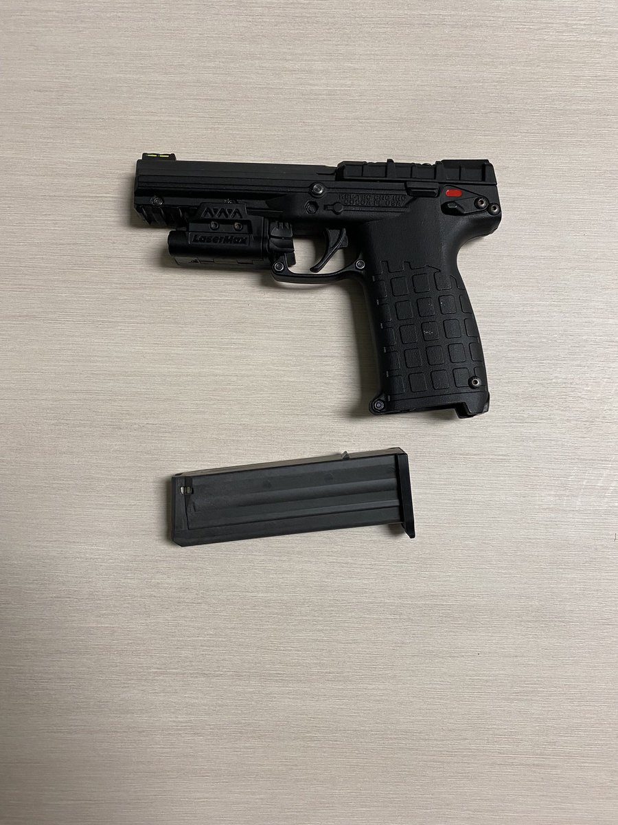 Overnight, officers assigned to the Second Precinct's OCOP Unit recovered 4 illegally concealed firearms during a traffic stop