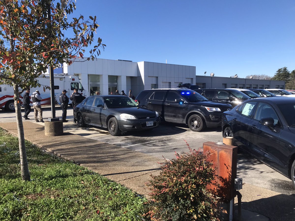 @HamptonVAPolice investigating an officer-involved shooting along W. Mercury Blvd. between Armistead and Cunningham. Looks like in the parking lot of a Volvo dealership. Very active scene right now.