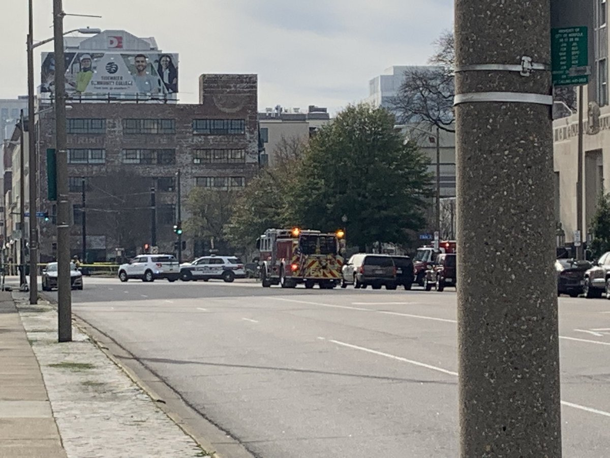 Are currently investigating a suspicious package near the Federal Courthouse. The bomb squad is out surveying the scene. Police blocked off a portion of Monticello Avenue near the old Greyhound bus station  