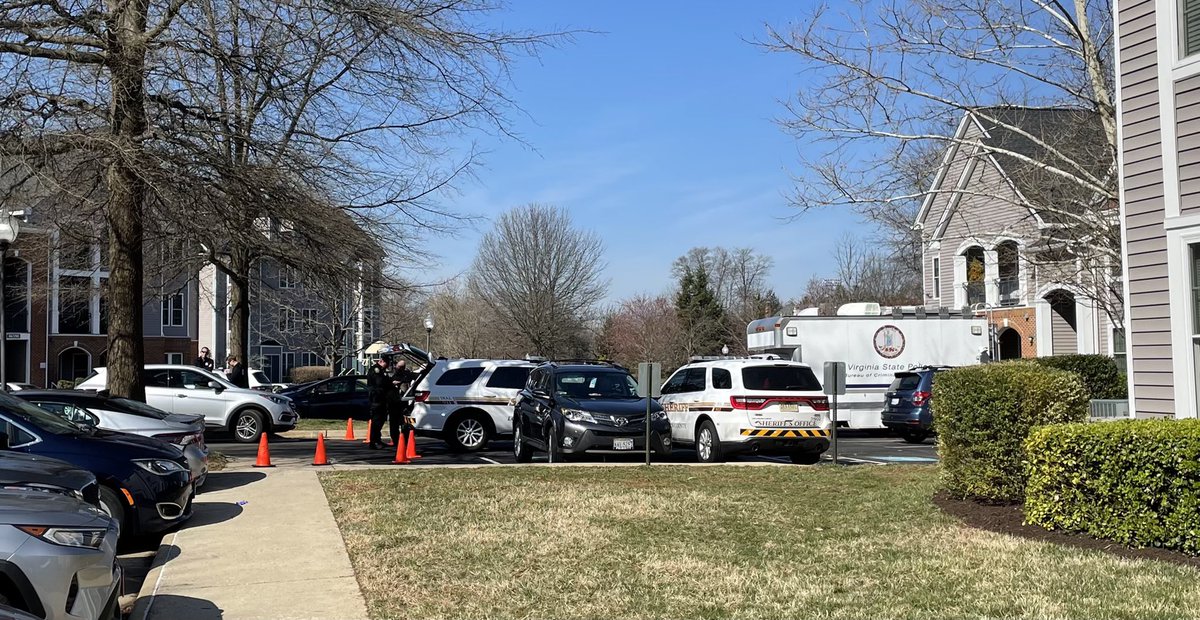 The scene of a deputies-involved fatal shooting in Loudoun County. @LoudounSheriff says the woman shot came at their deputies with a knife. She had allegedly stabbed a longtime friend with that knife in the other woman's apartment - with children inside at the time.