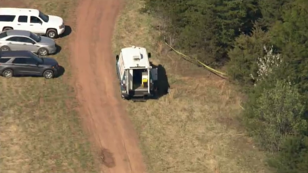 The Prince William County Police Department is conducting a search in an area off Lexington Valley Dr in Manassas, VA after partial human bones were discovered. It is unknown how long the remains were in the area