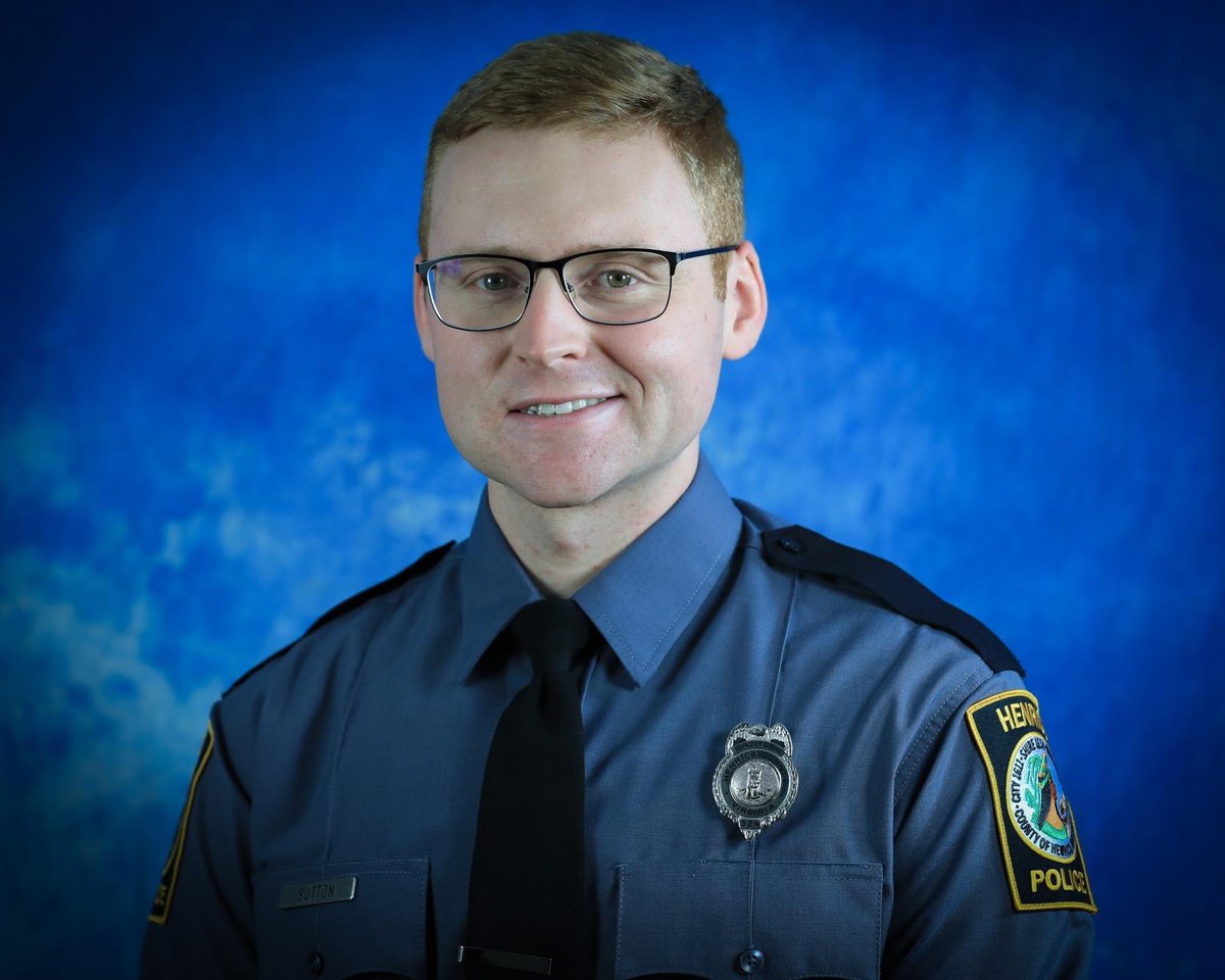 .@HenricoPolice say 24-year-old Officer Trey Marshall Sutton of Chesterfield County died in last night's multi-vehicle crash.  Police say he was hired in June 2021 and most recently graduated the basic police academy in February 2022