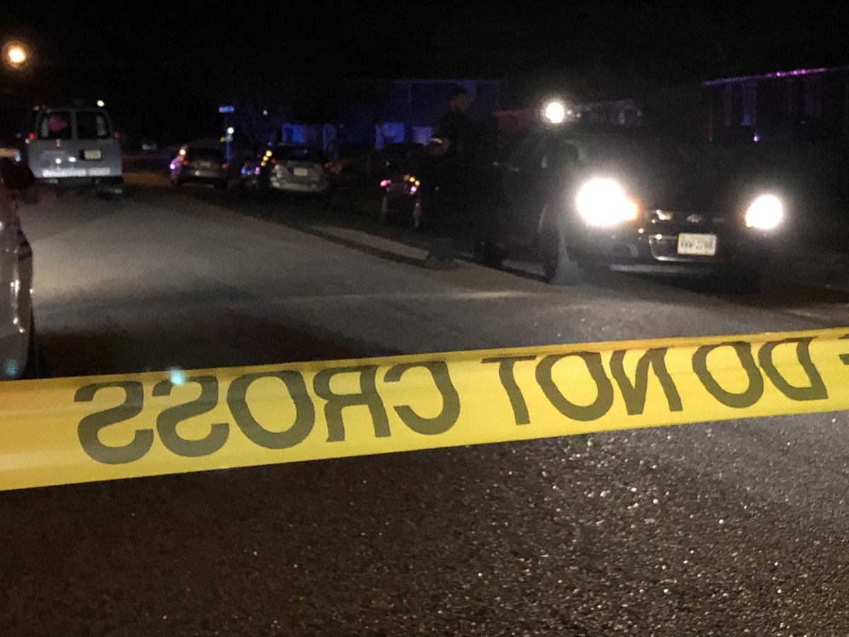 @HamptonVAPolice say a man has died tonight from a shooting that occurred at Seward Drive. Law enforcement is still on scene searching the area for clues. Hampton police say the man was in front of a home when shot during an exchange of gunfire.