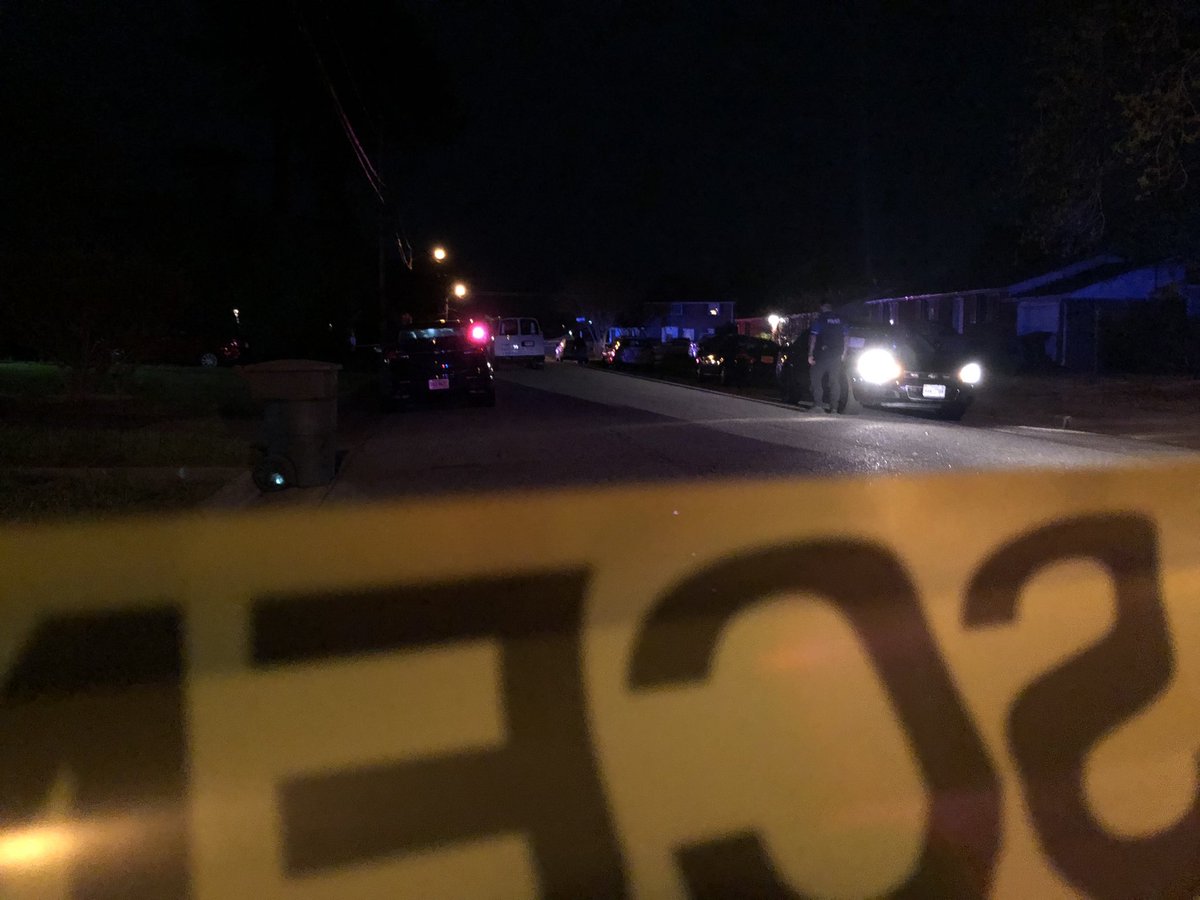 @HamptonVAPolice say a man has died tonight from a shooting that occurred at Seward Drive. Law enforcement is still on scene searching the area for clues. Hampton police say the man was in front of a home when shot during an exchange of gunfire.