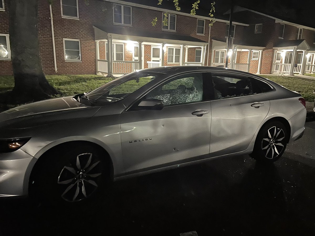 A shooting in Diggs Town Apartments left this car with several bullet holes in it. @NorfolkPD are working to clear the scene.