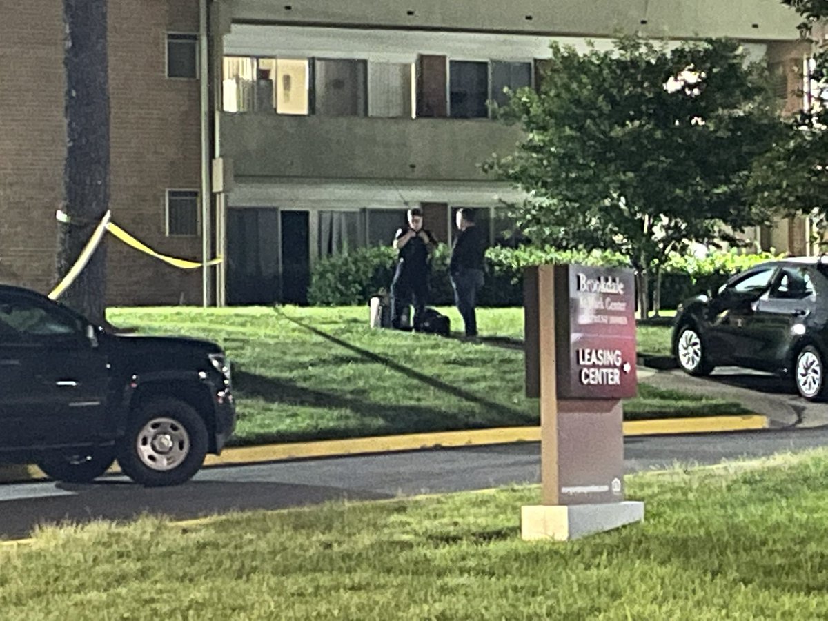 @AlexandriaVAPD on scene of a fatal shooting on N. Beauregard st