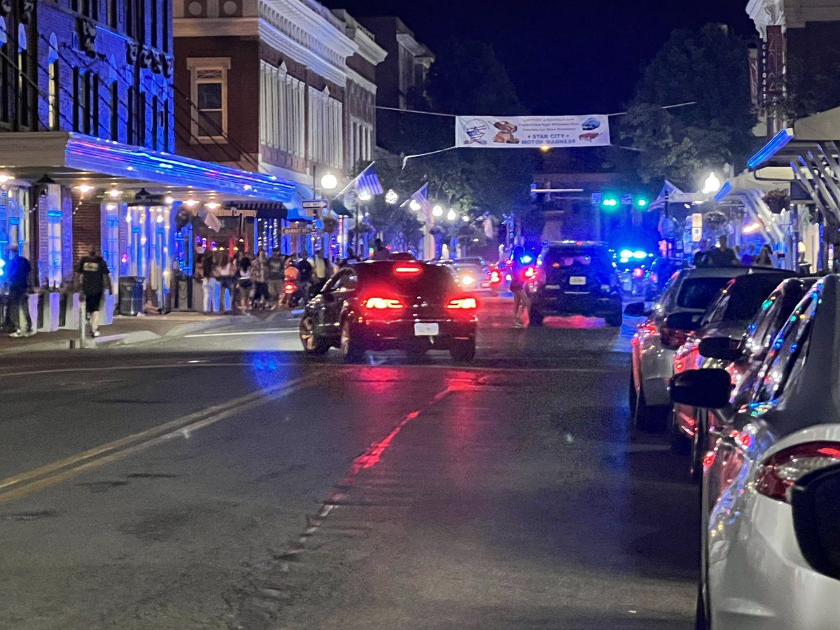 Multiple crews seen late last night in downtown Roanoke near the 100 and 200 blocks of Campbell Ave. SE near Williamson Rd intersection. Authorities on scene told shots were fired, no known injuries and they're currently investigating