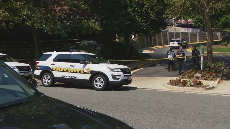 @AlexandriaVAPD confirm the two people shot & killed Saturday morning near an Alexandria apartment complex were part of a  landscape crew working in the area, believed to be  bystanders.  Victims are Adrian Dejesus Rivera Guzman, 48, &amp; Juan Carlos Anaya Hernandez, 24