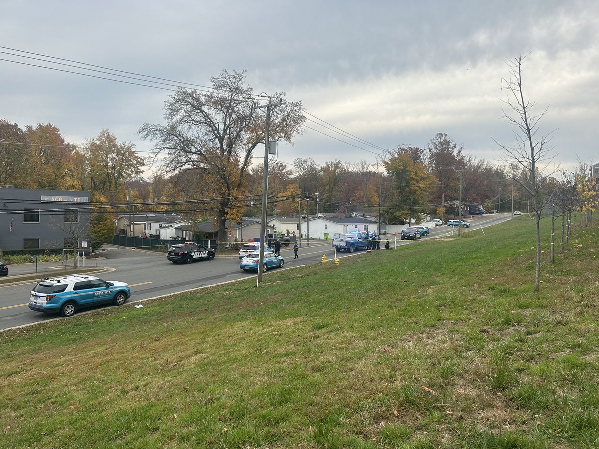 .@PWCPolice and Dumfries police at the scene of a shooting in Triangle, VA. At least one person has been injured, the extent of the injuries are unknown