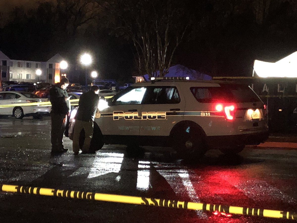 @NewportNewsPD are working a shooting at Boulder Drive, that left one man dead. There are no suspects, and officials are currently investigating.  