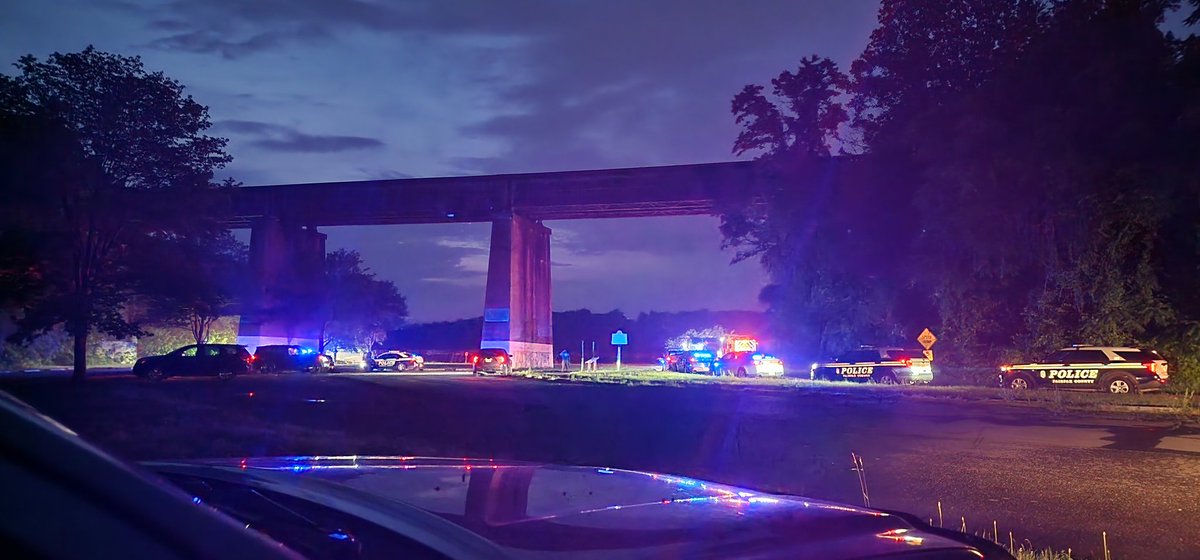 Fatal Collision with an adult and 2 children pronounced dead in Springfield, VA. 