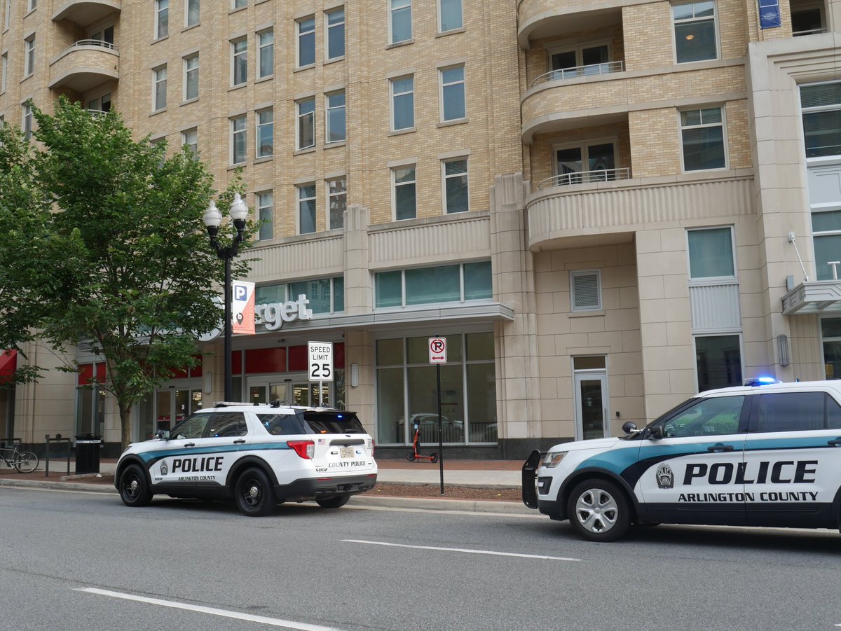 Arlington County Police were called out to the Ballston Target on N Glebe Rd for a shoplifting. The suspect fled on foot from police, leading to a struggle between an officer and the suspect at 700 N Vernon St. 