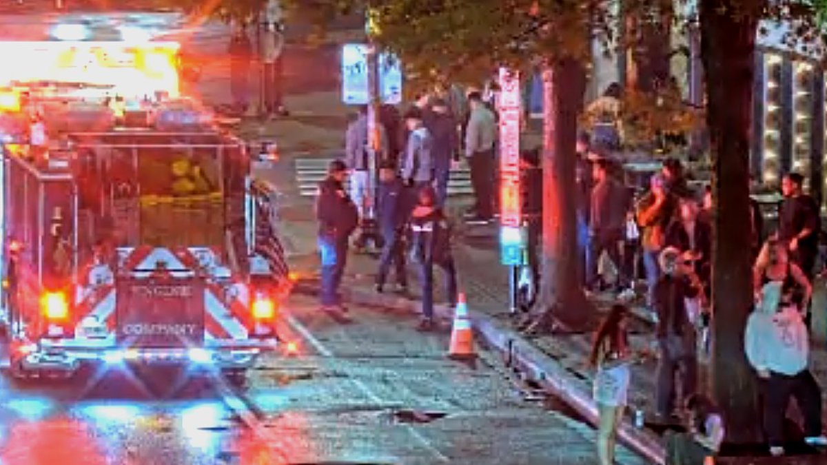 Another EMS call for a reported intoxicated woman inside a garage in the 3100 block of Clarendon Blvd. And a post closing time fight a block off of Wilson Blvd. in the neighborhood at N. 12th & N. Herndon. Good times