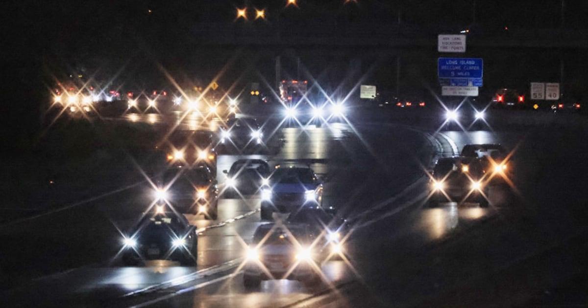 2 killed, 20 injured when bus flips on Long Island Expressway